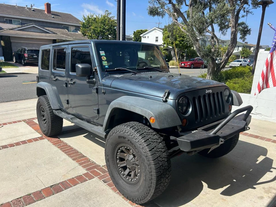 2008 Jeep - Image 8 of 9