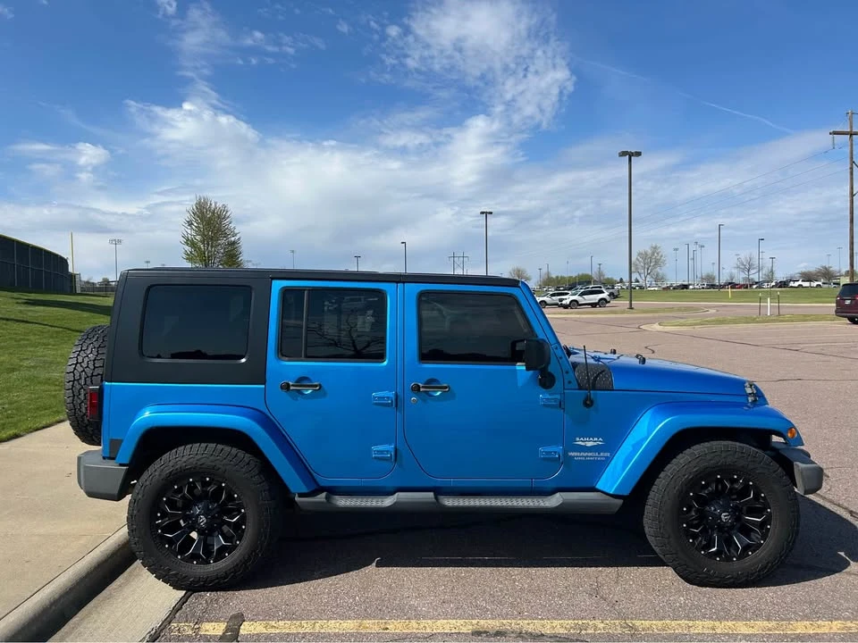 2010 Jeep JK Wrangler - Image 3 of 10