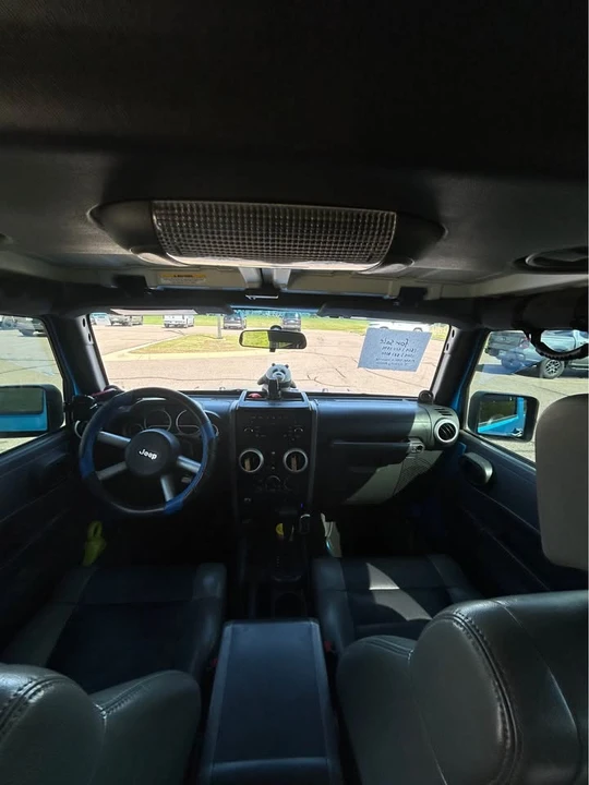 2010 Jeep JK Wrangler - Image 9 of 10