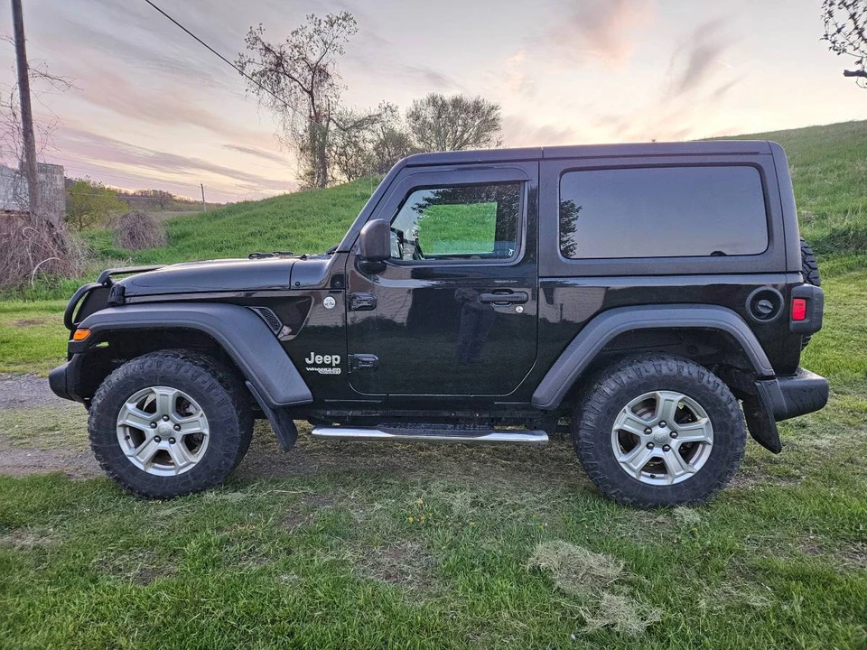 2019 Jeep JL Wrangler - Image 3 of 6