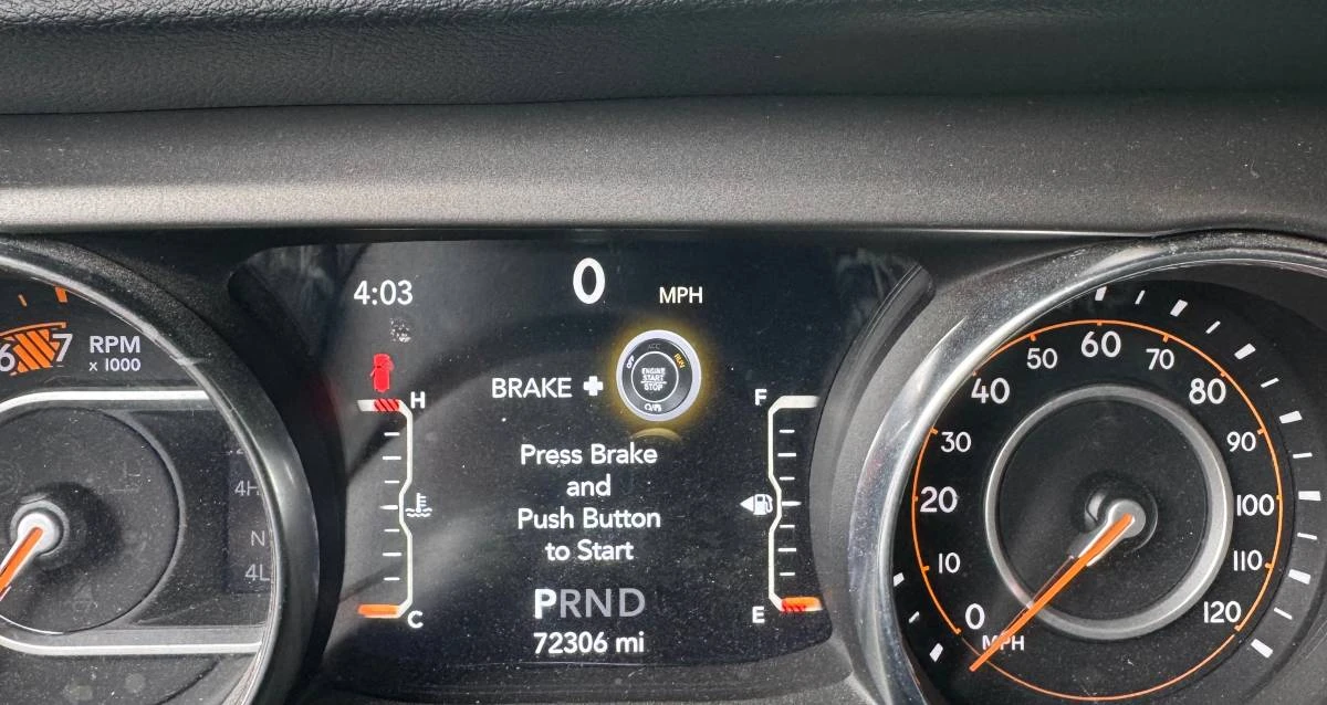 2021 Jeep JL Wrangler - Image 3 of 5