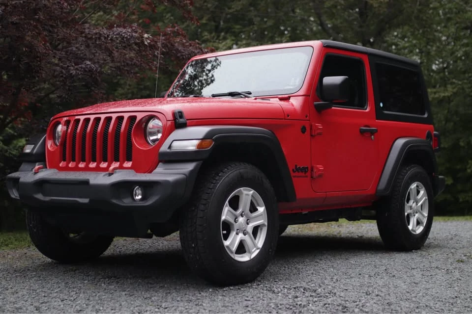 2022 Jeep JL Wrangler - Image 2 of 7