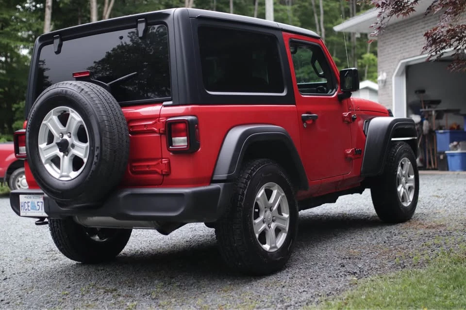 2022 Jeep JL Wrangler - Image 5 of 7
