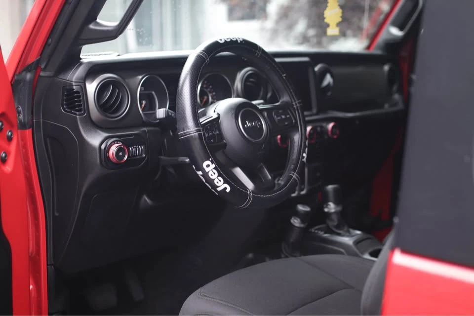 2022 Jeep JL Wrangler - Image 7 of 7