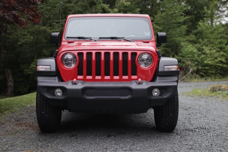 2022 Jeep JL Wrangler - Image 3 of 7