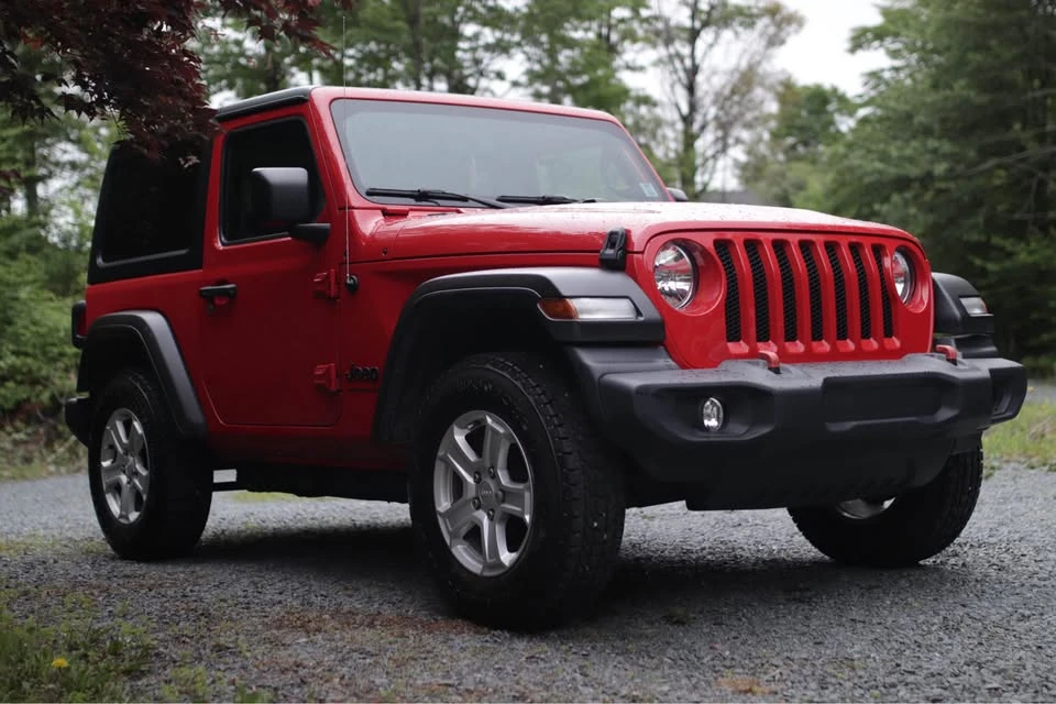 2022 Jeep JL Wrangler - Image 4 of 7