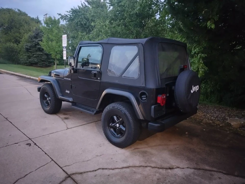 2001 Jeep TJ Wrangler - Image 5 of 9