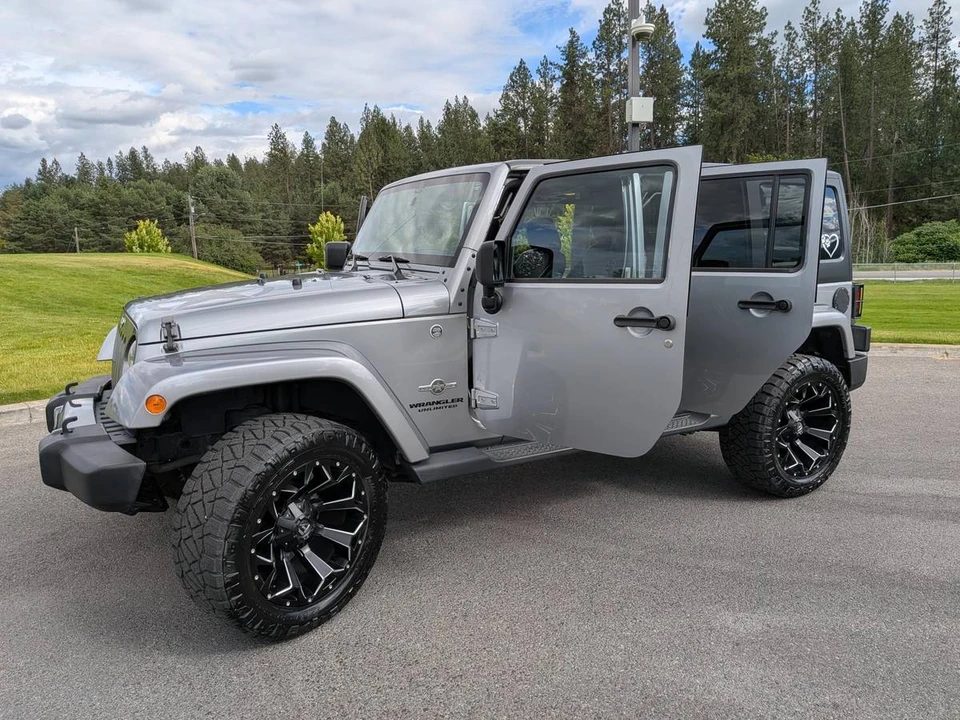 2014 Jeep JK Wrangler - Image 16 of 21