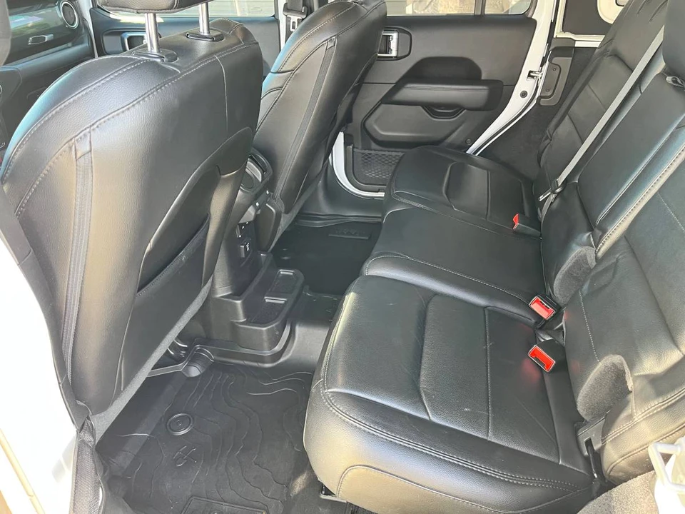 2020 Jeep JL Wrangler - Image 8 of 12