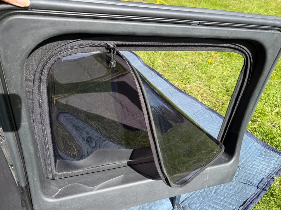 Jeep JK Wrangler - Image 6 of 7