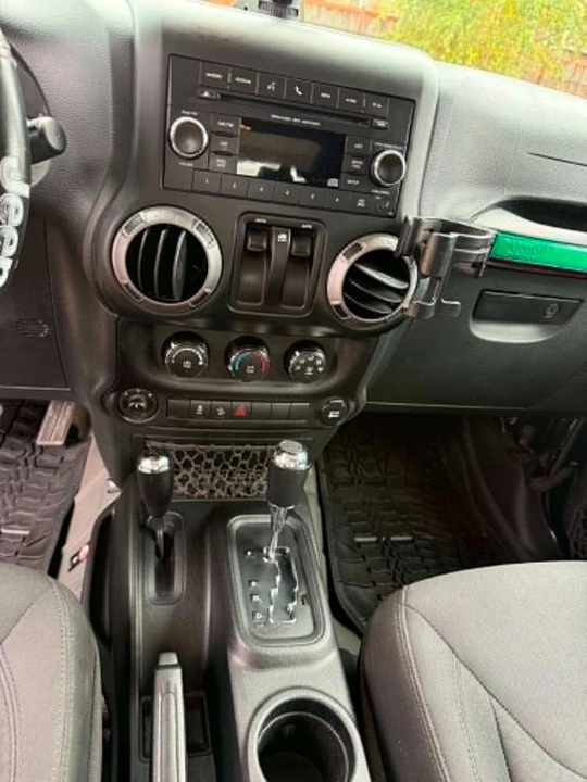 2017 Jeep JK Wrangler - Image 6 of 16