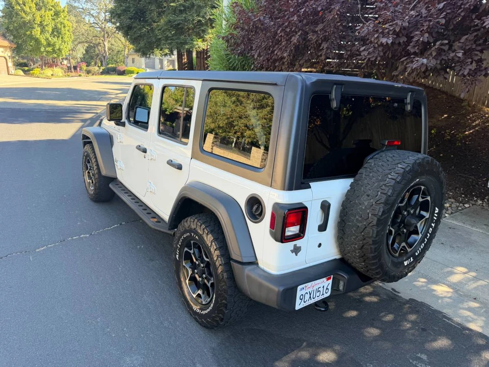 2018 Jeep JL Wrangler - Image 9 of 23