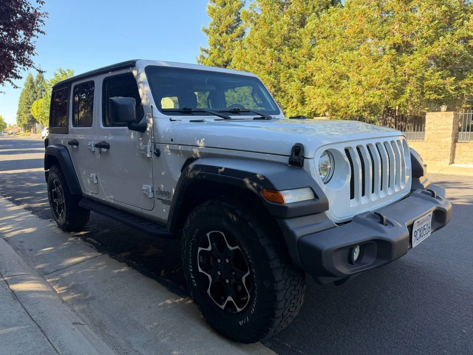 2018 Jeep JL Wrangler - Image 6 of 23