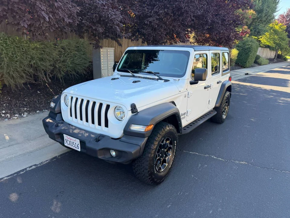 2018 Jeep JL Wrangler - Image 3 of 23