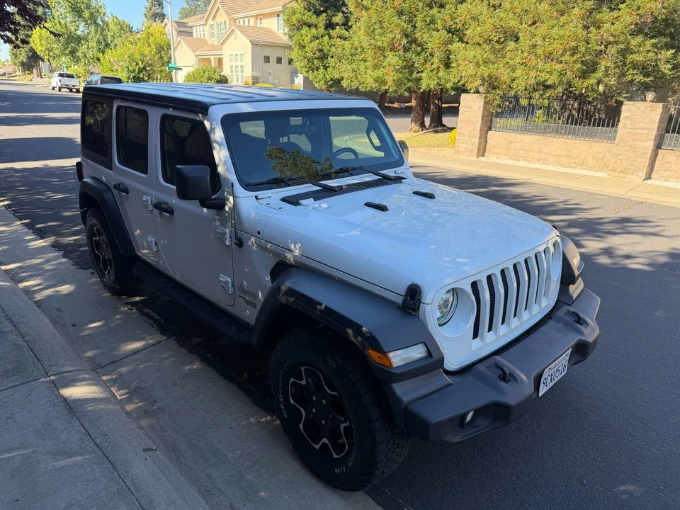 2018 Jeep JL Wrangler - Image 5 of 23