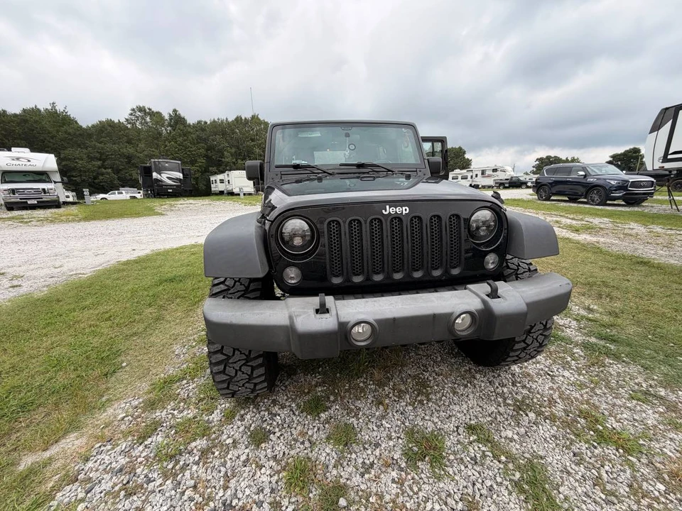 2017 Jeep JK Wrangler - Image 2 of 9