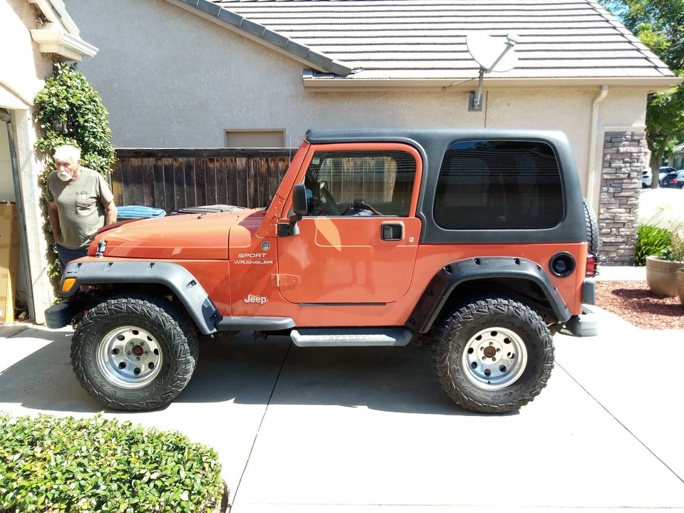 2005 Jeep TJ Wrangler - Image 2 of 5
