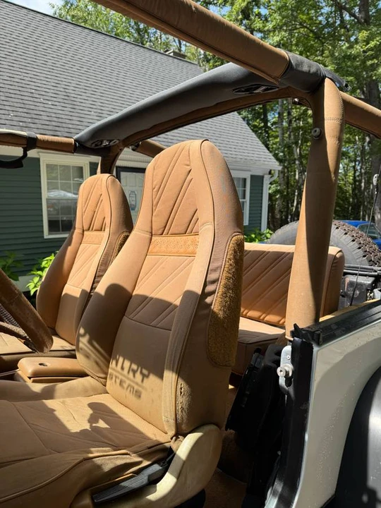1993 Jeep YJ Wrangler - Image 11 of 15