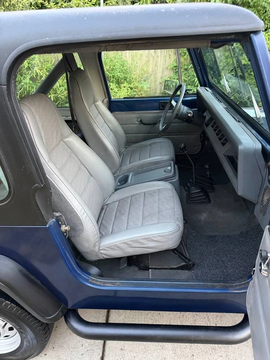 1990 Jeep YJ Wrangler - Image 6 of 12