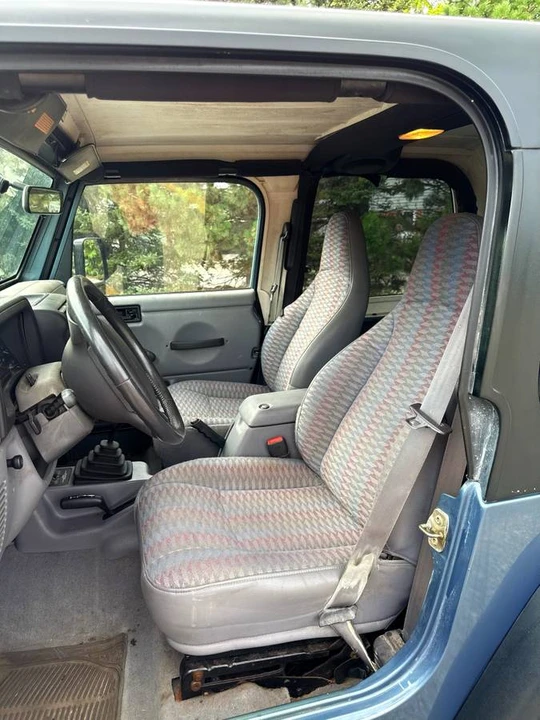 2003 Jeep TJ Wrangler - Image 5 of 6
