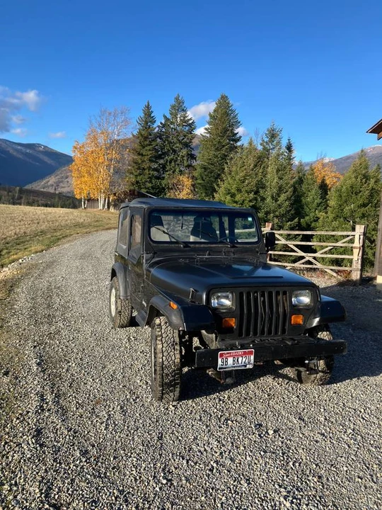 1992 Jeep YJ Wrangler - Image 11 of 12
