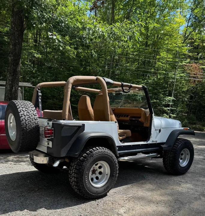 1993 Jeep YJ Wrangler - Image 13 of 15