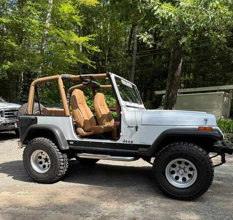 1993 Jeep YJ Wrangler - Image 12 of 15