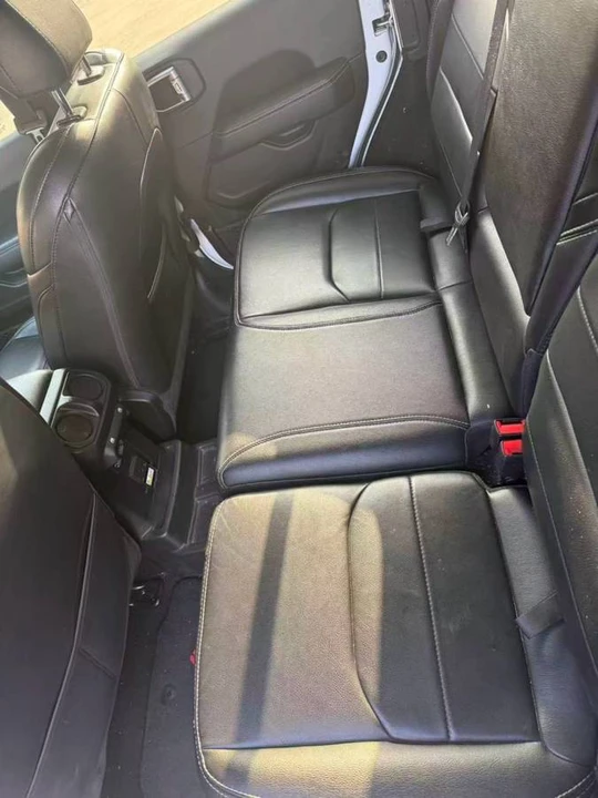 2022 Jeep JL Wrangler - Image 5 of 6