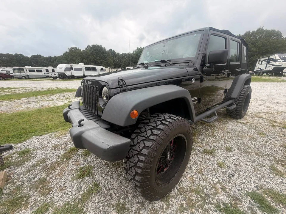 2017 Jeep JK Wrangler - Image 4 of 9