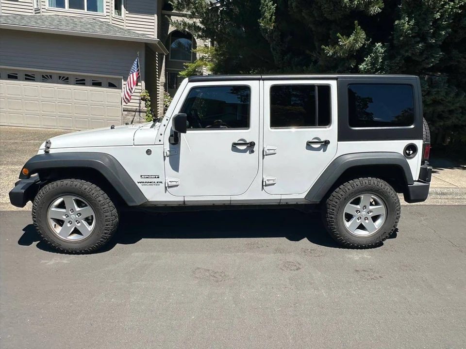 2012 Jeep JK Wrangler - Image 6 of 11