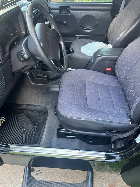 2001 Jeep TJ Wrangler - Image 3 of 5
