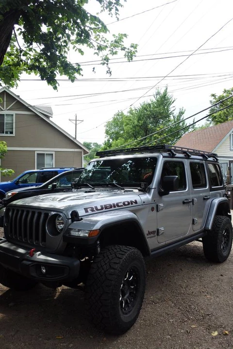 2021 Jeep JL Wrangler - Image 2 of 10
