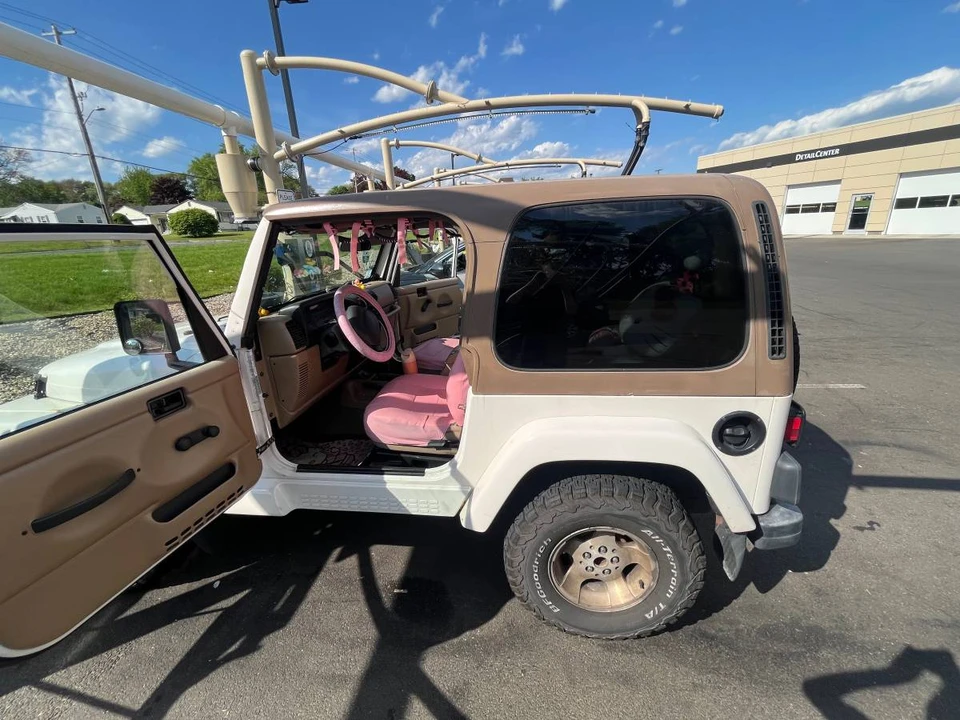 2002 Jeep TJ Wrangler - Image 2 of 10