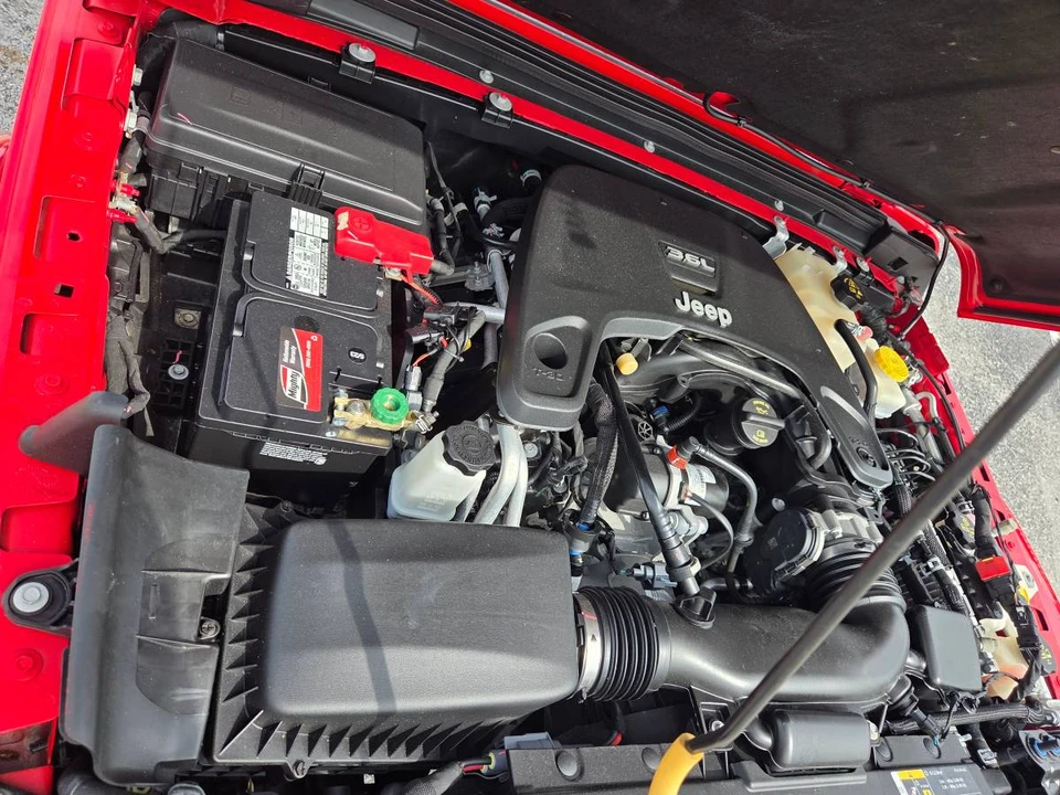 2021 Jeep JL Wrangler - Image 7 of 8