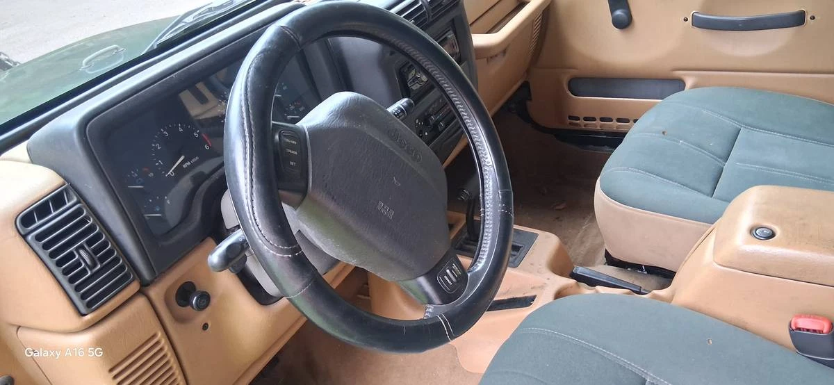 1998 Jeep TJ Wrangler - Image 10 of 12