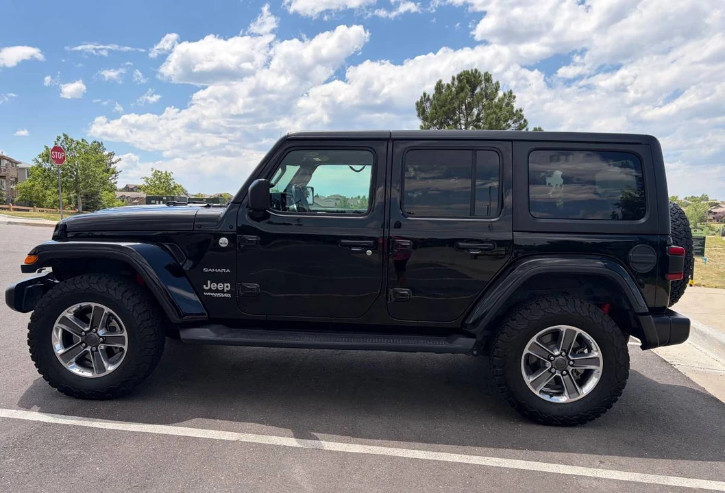 2021 Jeep JL Wrangler - Image 10 of 16