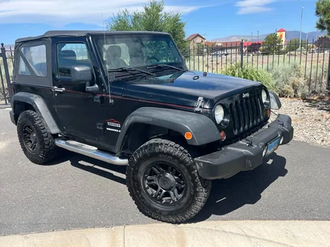 2013 Jeep Wrangler Sport 2 Door 4X4