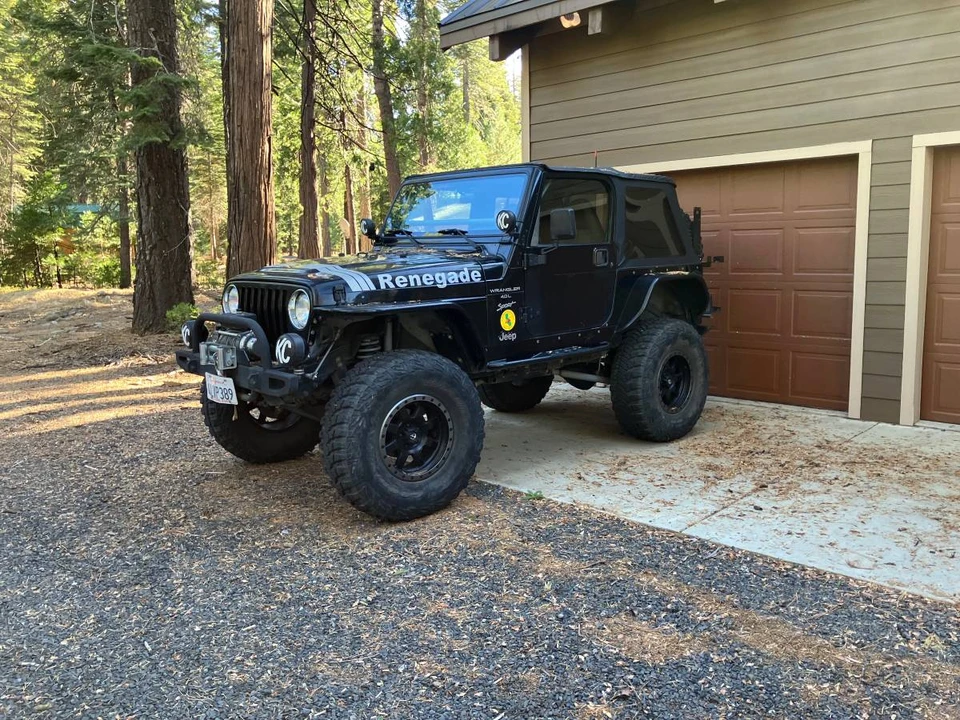 2000 Jeep TJ Wrangler - Image 2 of 4