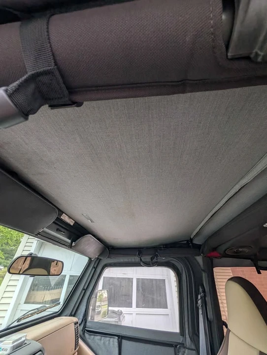 Jeep TJ Wrangler - Image 9 of 9