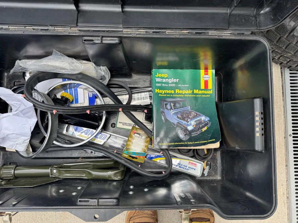 1998 Jeep TJ Wrangler - Image 12 of 16