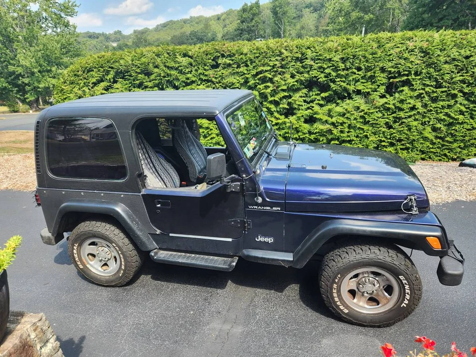 1999 Jeep TJ Wrangler - Image 4 of 4