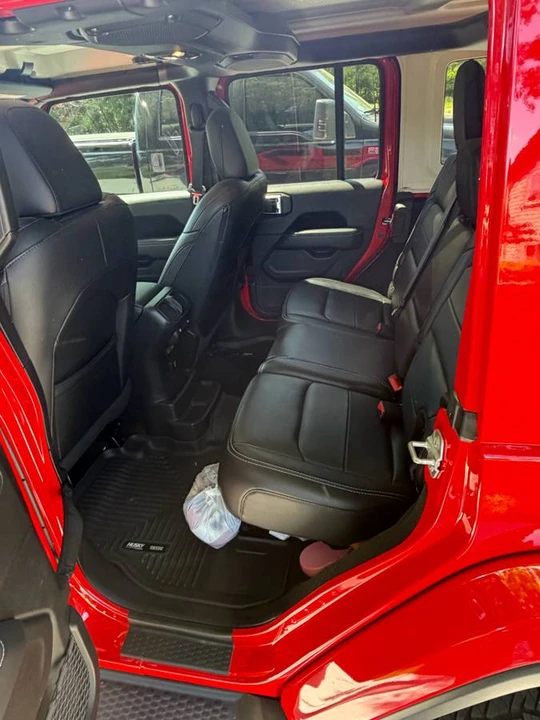 2019 Jeep JL Wrangler - Image 6 of 9