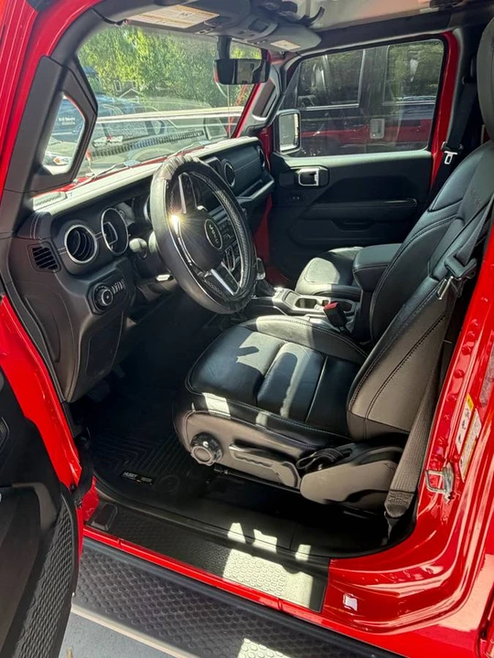 2019 Jeep JL Wrangler - Image 3 of 9