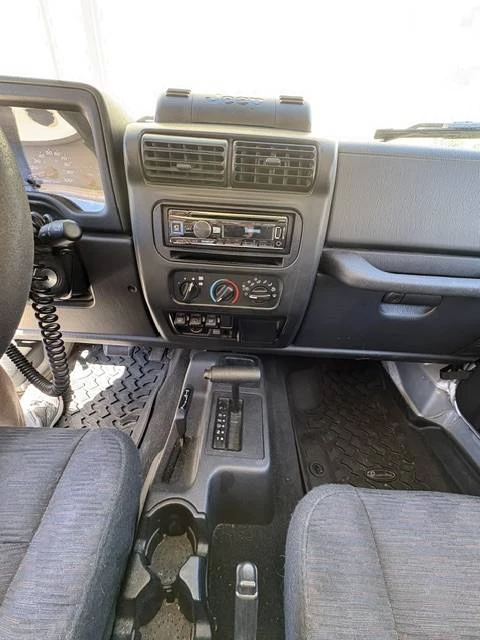2004 Jeep TJ Wrangler - Image 7 of 7