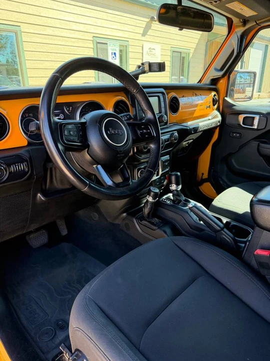 2018 Jeep JL Wrangler - Image 3 of 8