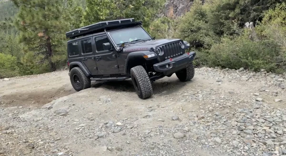 2018 Jeep JL Wrangler - Image 2 of 20