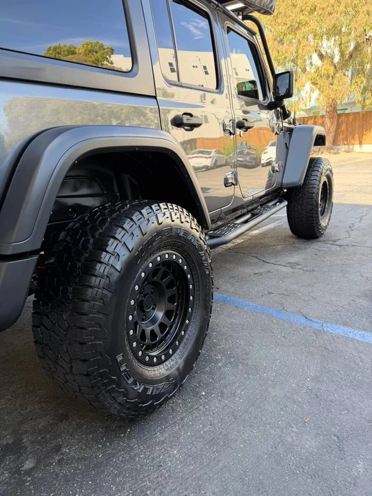2018 Jeep JL Wrangler - Image 17 of 20
