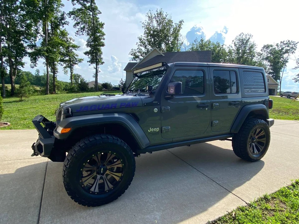 2018 Jeep JL Wrangler - Image 11 of 15