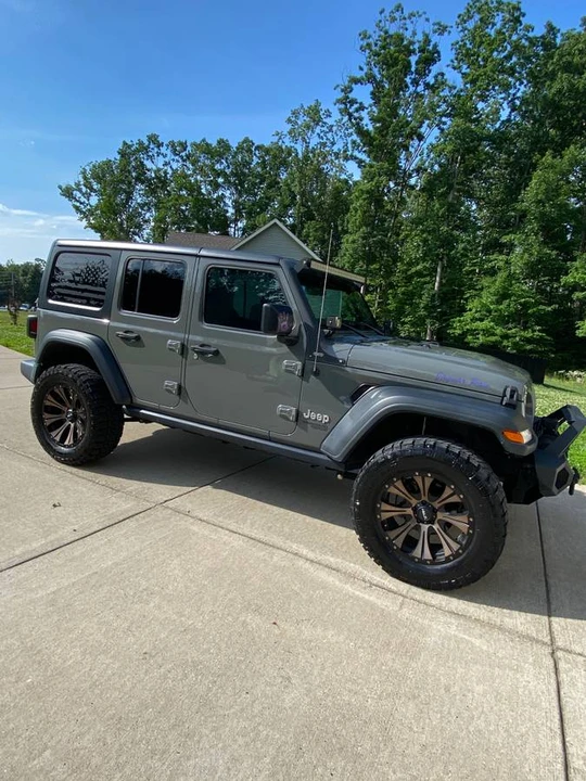 2018 Jeep JL Wrangler - Image 12 of 15