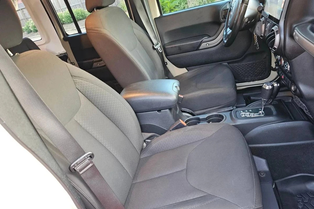 2018 Jeep JK Wrangler - Image 12 of 24